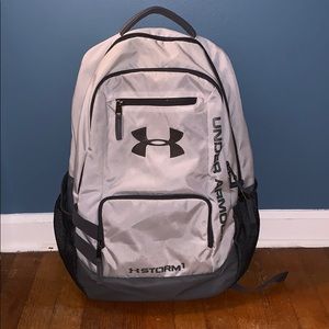 Under Armour storm back pack